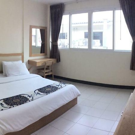 Nana Best Inn Bangkok Eksteriør bilde