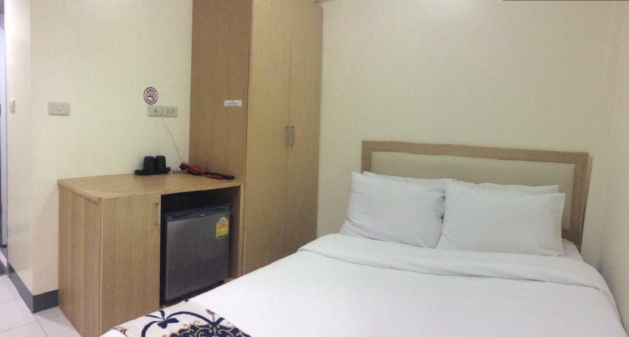 Nana Best Inn Bangkok Eksteriør bilde